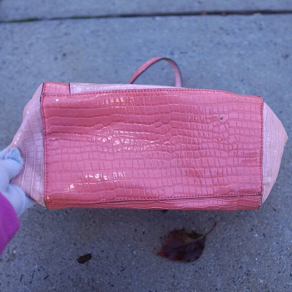 Guess Y2K Patent Croc Tote Bag Pink Beige Large Logo Glam Shoulder Bag - Picture 11 of 11